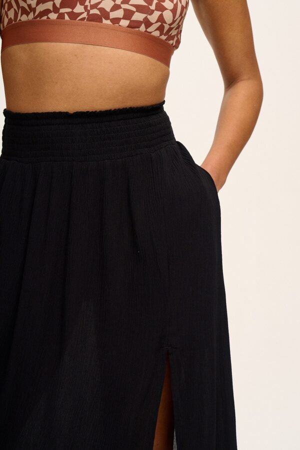 Poppy - Tencel Elasticated Waist Skirt in Black