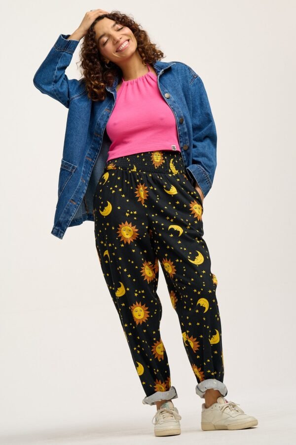 Alexa - Cotton Trousers in Orion Print