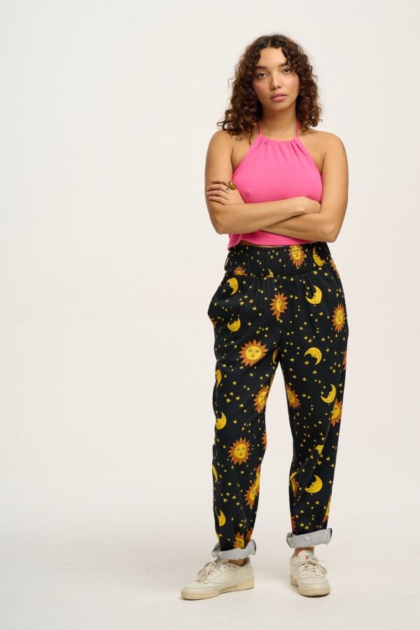 Alexa - Cotton Trousers in Orion Print