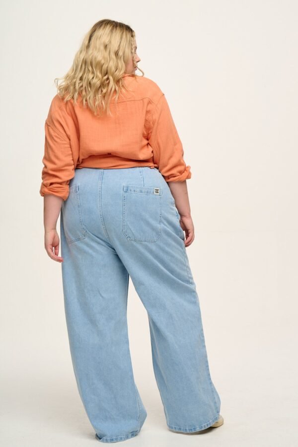 Cole - Baggy Wide Leg Denim Jeans in Light Wash Blue