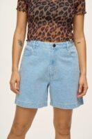 Lexi - High Waist Denim Shorts in Light Wash Blue