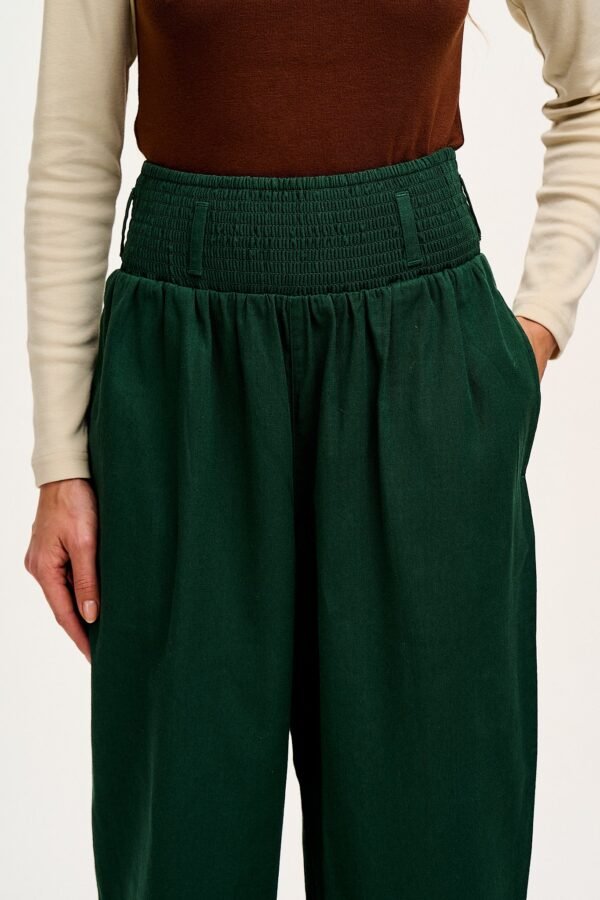 Alexa - Cotton Trousers in Posy Green