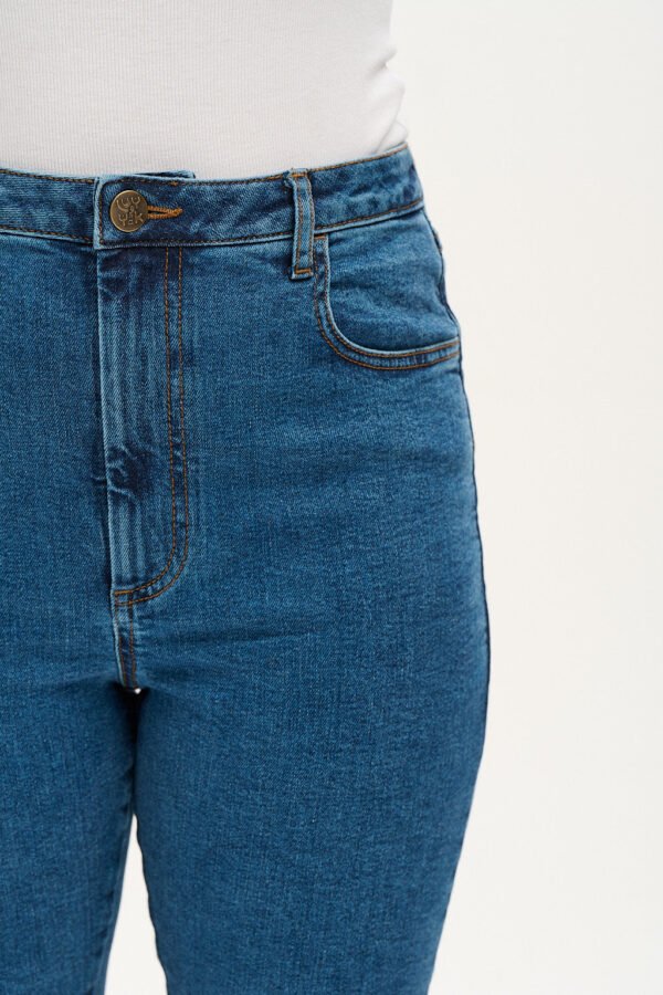 Soho - Skinny Fit Denim Jeans in Mid Wash Blue